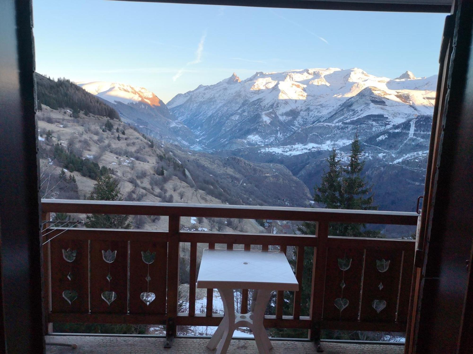 Studio Coin Montagne A Auris En Oisans Avec Vue Magnifique Exteriér fotografie